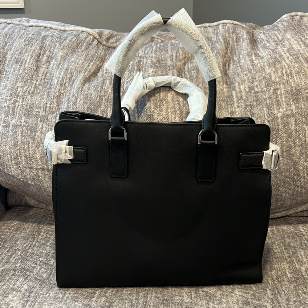 *NWT* Michael Kors Black Leather Emma Bag - Picture 2 of 16